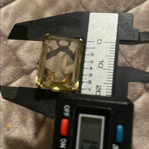 Canary Yellow/ Green Hues in 10 K Gold  - Unknown Stone